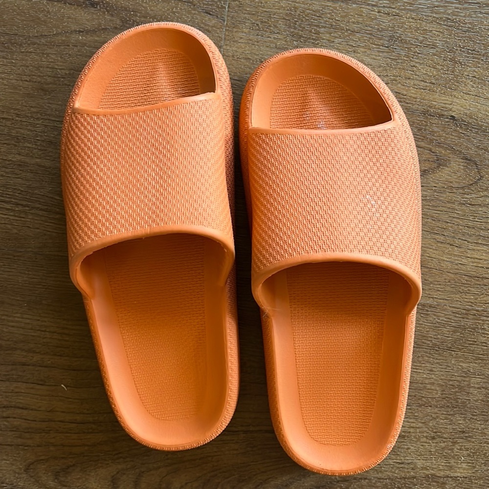 Cloud slides